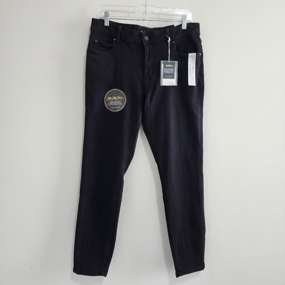 NWT Tahari Kelly Classic Skinny Jeans Black Size 12 - Picture 1 of 7
